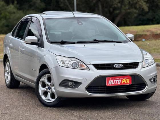 FORD FOCUS 2.0 TITANIUM SEDAN 16V FLEX 4P AUTOMÁTICO